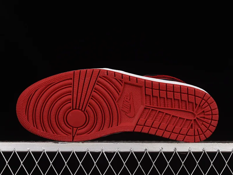 All categories Air Jordan Jordan series basketball shoes Air Jordan 1 High LJR version Air Jordan 1 High OG "Bred Patent" AJ1 Joe 1 patent leather black and red high-top basketball shoes 555088-063